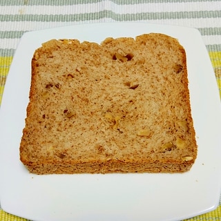 香ばしさがやみつき☆胚芽クルミ食パン